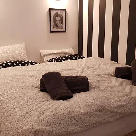 Apartament Madeline *